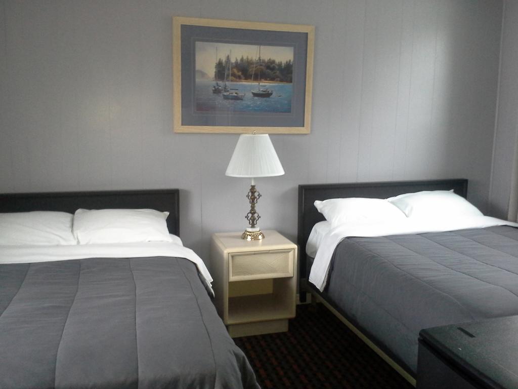 Bay Lake Inn - Frontiersman Motel Latchford Kültér fotó